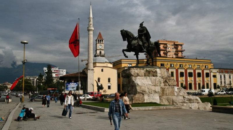 Η "Μεγάλη Αλβανία" απειλεί με αποσταθεροποίηση τα Βαλκάνια