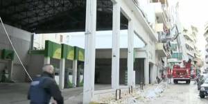 Κατέρρευσε οροφή βενζινάδικου στον Βύρωνα- Κλειστή η Φορμίωνος