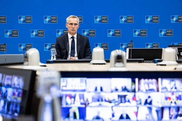 Σύγχρονα-βαρέα όπλα στέλνουν στην Ουκρανία οι χώρες του ΝΑΤΟ