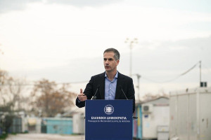 Μπακογιάννης για κηδεία Κωνσταντίνου: Η κυβέρνηση βρήκε τη χρυσή τομή