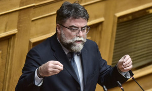 Οικονόμου: Εντατικοποίηση ελέγχων στις σιδηροδρομικές μεταφορές