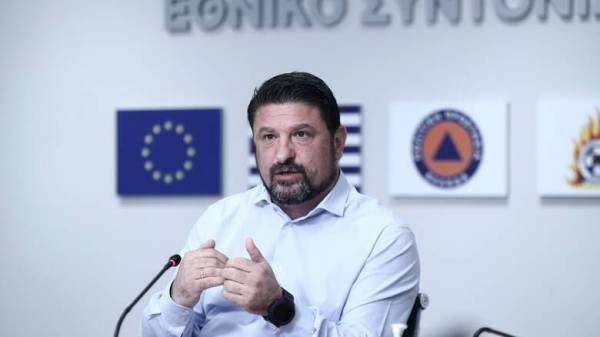 Τα fake news που εκνεύρισαν τον Χαρδαλιά