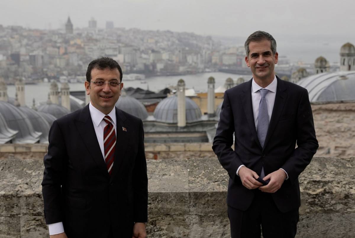 Στην Αθήνα ο δήμαρχος Κωνσταντινούπολης Εκρέμ Ιμάμογλου
