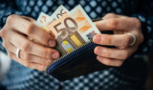 Υπ. Εργασίας: Αντίστροφη μέτρηση για τον καθορισμό νέου κατώτατου μισθού