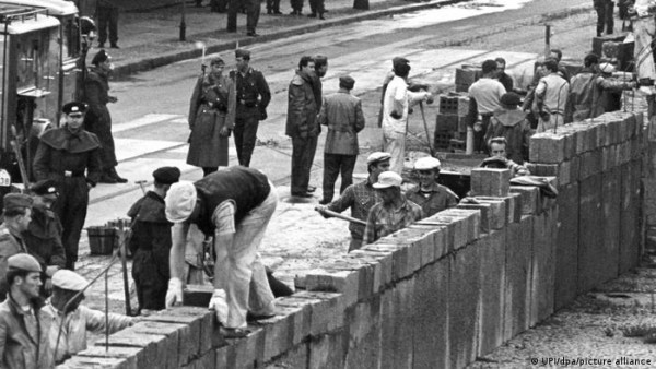 65 χρόνια από την ανέγερση του Τείχους του Βερολίνου