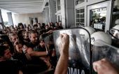 Δικογραφία κατά συλλογικοτήτων που αντιδρούν στους πλειστηριασμούς