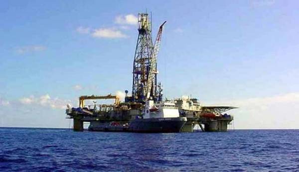 Σήμερα υπογράφονται οι συμβάσεις για τους υδρογονάνθρακες στο Ιόνιο