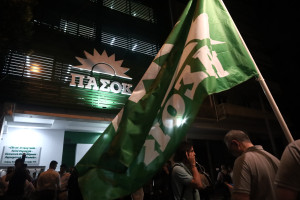 ΠΑΣΟΚ: Oι 6 πρώτοι υποψήφιοι περιφερειάρχες που στηρίζει στις εκλογές