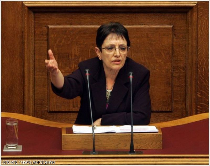 Παπαρήγα: "Μου ήρθε να σπάσω την τηλεόραση βλέποντας ευρωβουλευτή του ΣΥΡΙΖΑ"