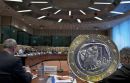 «Πράσινο φως» από τις Βρυξέλλες για τη διπλή δόση - Στουρνάρας: Δεν εφησυχάζουμε