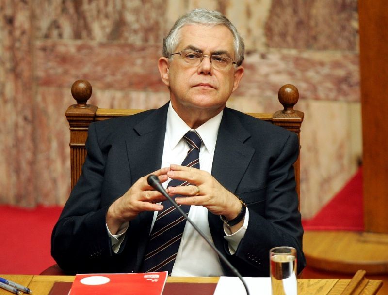 Δολοφονική απόπειρα κατά του Λουκά Παπαδήμου, με παγιδευμένο φάκελο!