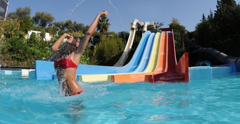 "Λιμνούπολη" water park: 1,5 εκατομ. επισκέπτες σε 15 χρόνια