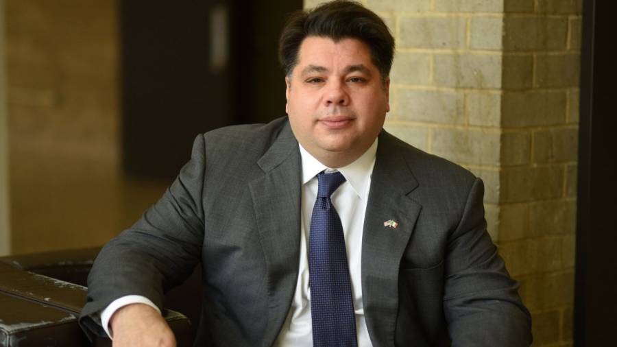 Ποιον σκέφτεται ο Μπάιντεν για διάδοχο του Πάιατ στην Ελλάδα