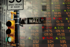 Επιστροφή στα κέρδη για την Wall εν μέσω εχθροπραξιών Ισραήλ και Ιράν – Αποκλιμάκωση των τιμών στο πετρέλαιο