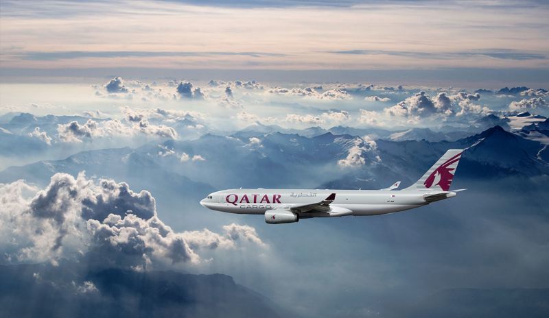 Επέκταση της Qatar Airways με εξαγορά ποσοστού στην Cathay Pacific