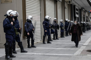 ΕΛΑΣ: Διαψεύδουμε τον τραυματισμό γυναίκας από αστυνομικούς στη χθεσινή συγκέντρωση