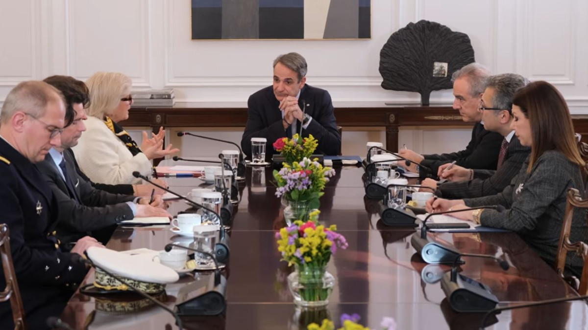 Συνάντηση Μητσοτάκη – Βοτρέν: Στρατηγική προτεραιότητα η ελληνογαλλική αμυντική συνεργασία
