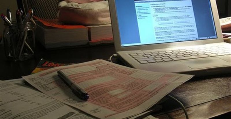 ΥΠΟΙΚ: Παράταση έως 31/12 για τις συγκεντρωτικές