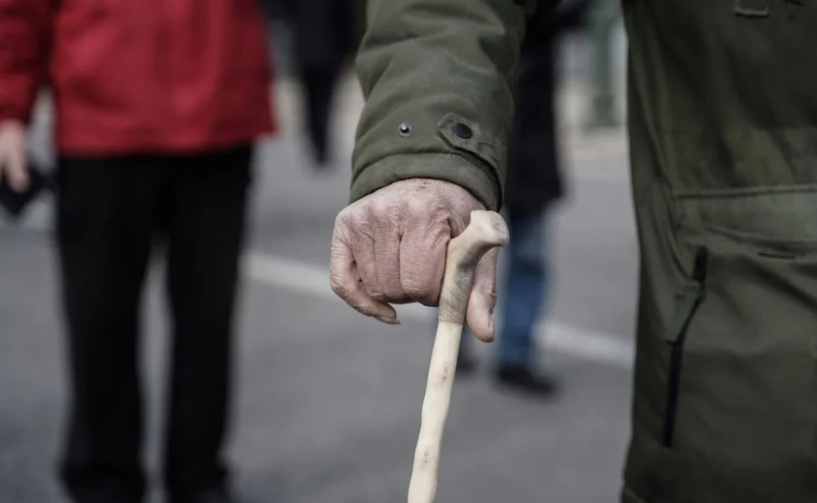 Συντάξεις: Οι προϋποθέσεις και τα δεδομένα με τα όρια ηλικίας