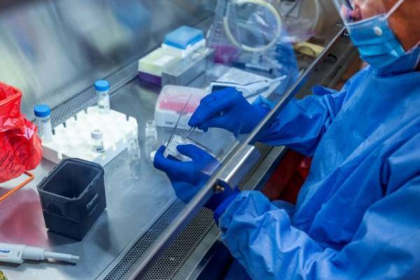 Με πόσα αντισώματα είμαστε ασφαλείς έναντι του κορονοϊού