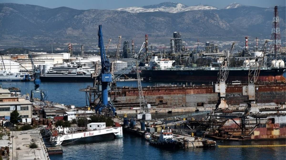 Μοντέλο Σύρου για τα ναυπηγεία Ελευσίνας