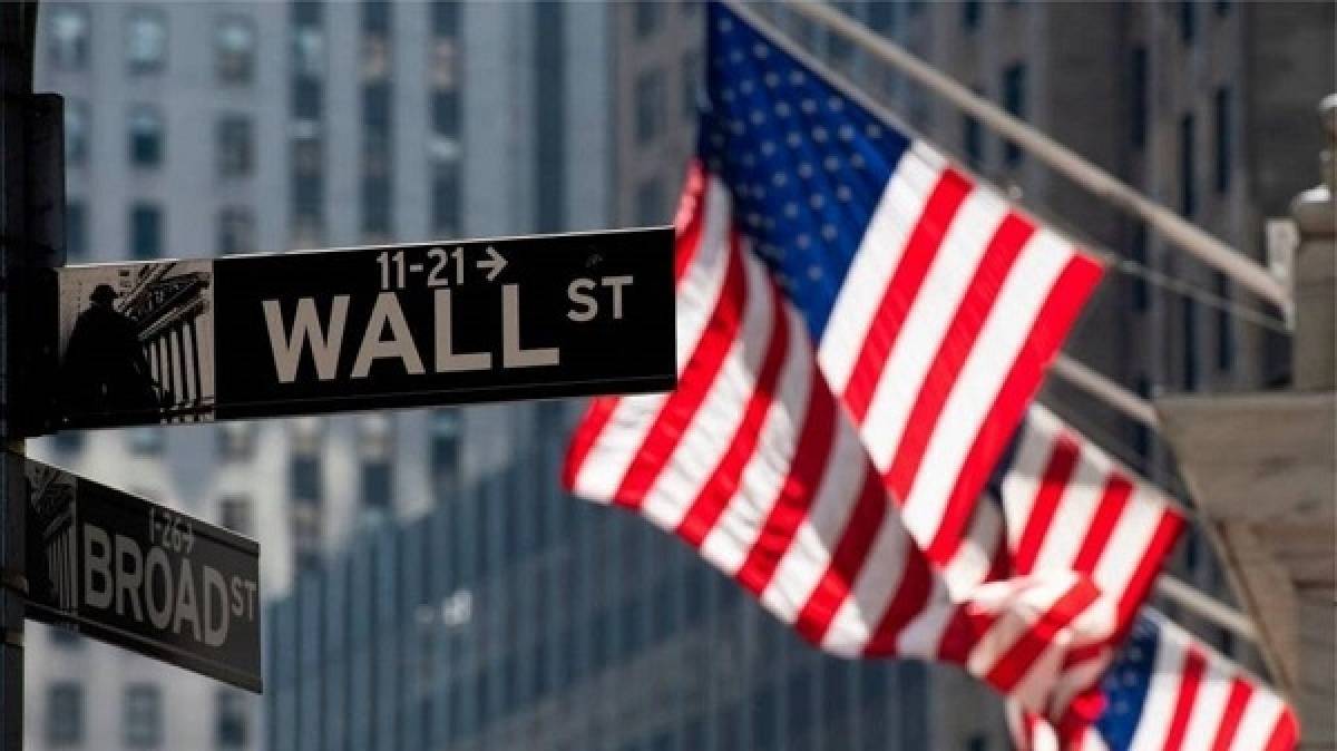 Ανοδικά η Wall Street - Η εικόνα στα εμπορεύματα