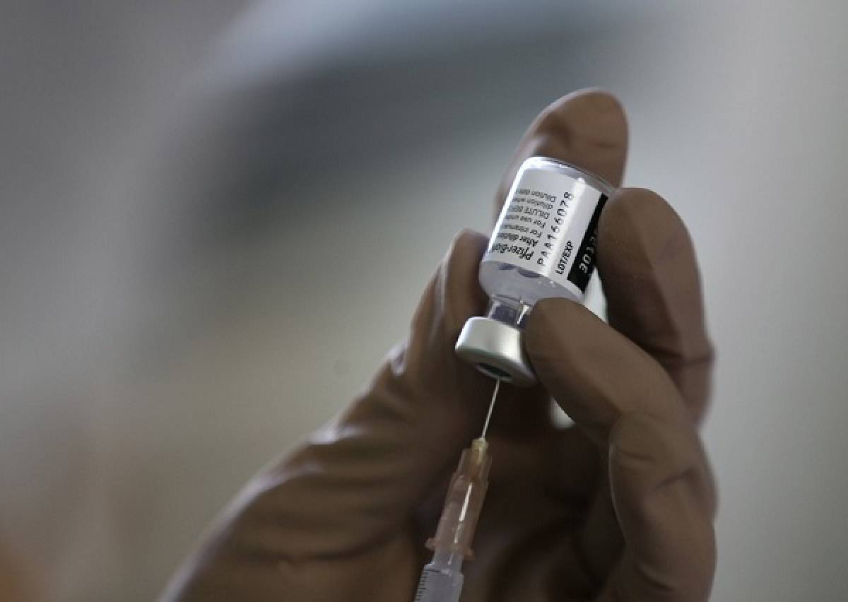 Εξετάζεται η επέκταση του υποχρεωτικού εμβολιασμού και σε άλλες ομάδες