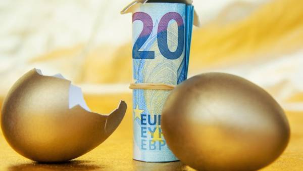 Δώρο Πάσχα 2022: Πώς υπολογίζεται- Όσα πρέπει να γνωρίζετε