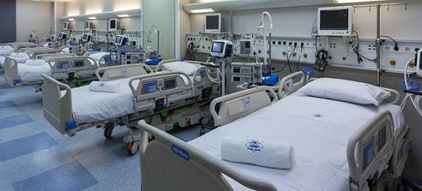Πανελλήνια Ένωση Ιδιωτικών Κλινικών: Προτείνει διάθεση κρεβατιών σε ΜΕΘ