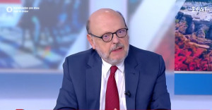 Αντώναρος: Ο Κασσελάκης απελευθερώθηκε από τα βαρίδια