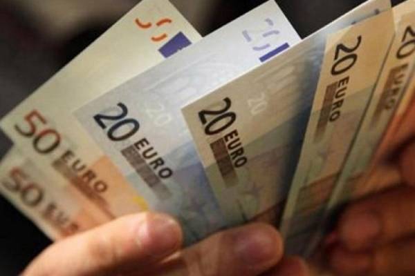 Ποια επιδόματα καταβάλλονται την Παρασκευή από τον ΟΠΕΚΑ