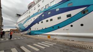 Crown Iris: Πάνω από 1600 τουρίστες αποβίβασε στο λιμάνι Θεσσαλονίκης