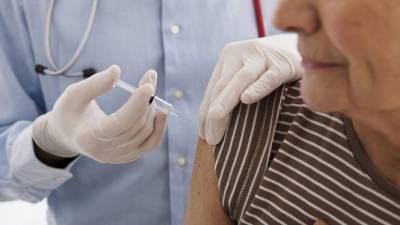 ΕΟΦ: Παραπληροφόρηση γύρω από τα αντιγριπικά εμβόλια