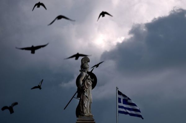 Η τραγική κατάσταση της ελληνικής οικονομίας σε οκτώ γραφήματα