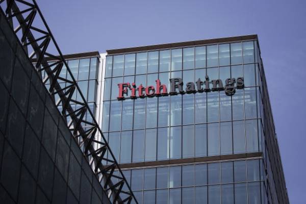 Ο οίκος Fitch υποβαθμίζει τις εκτιμήσεις για την τουρκική ανάπτυξη
