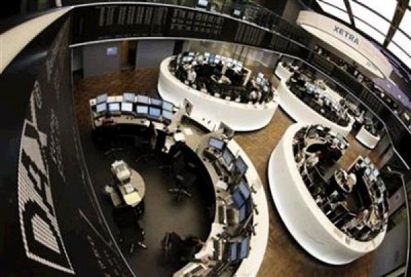 Αντασφαλιστικές και τράπεζες "βούλιαξαν" τις ευρωπαϊκές αγορές
