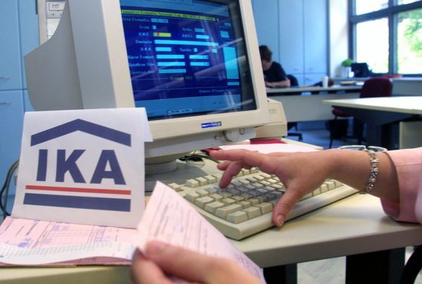 Συντάξεις: Στα 58 η συνταξιοδότηση-Ποιοι γλιτώνουν τα αυξημένα όρια ηλικίας