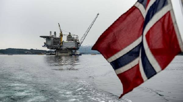 Νορβηγία: Επανεξετάζει το ενδεχόμενο μείωσης της παραγωγής πετρελαίου