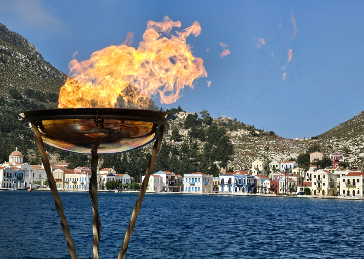 Ολυμπιακή Φλόγα: Έφτασε στο Καστελόριζο και έστειλε μηνύματα στον κόσμο