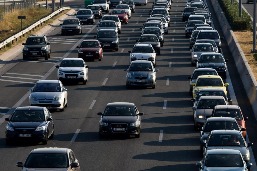 ΑΑΔΕ: Η απόφαση για τα τέλη κυκλοφορίας με το μήνα