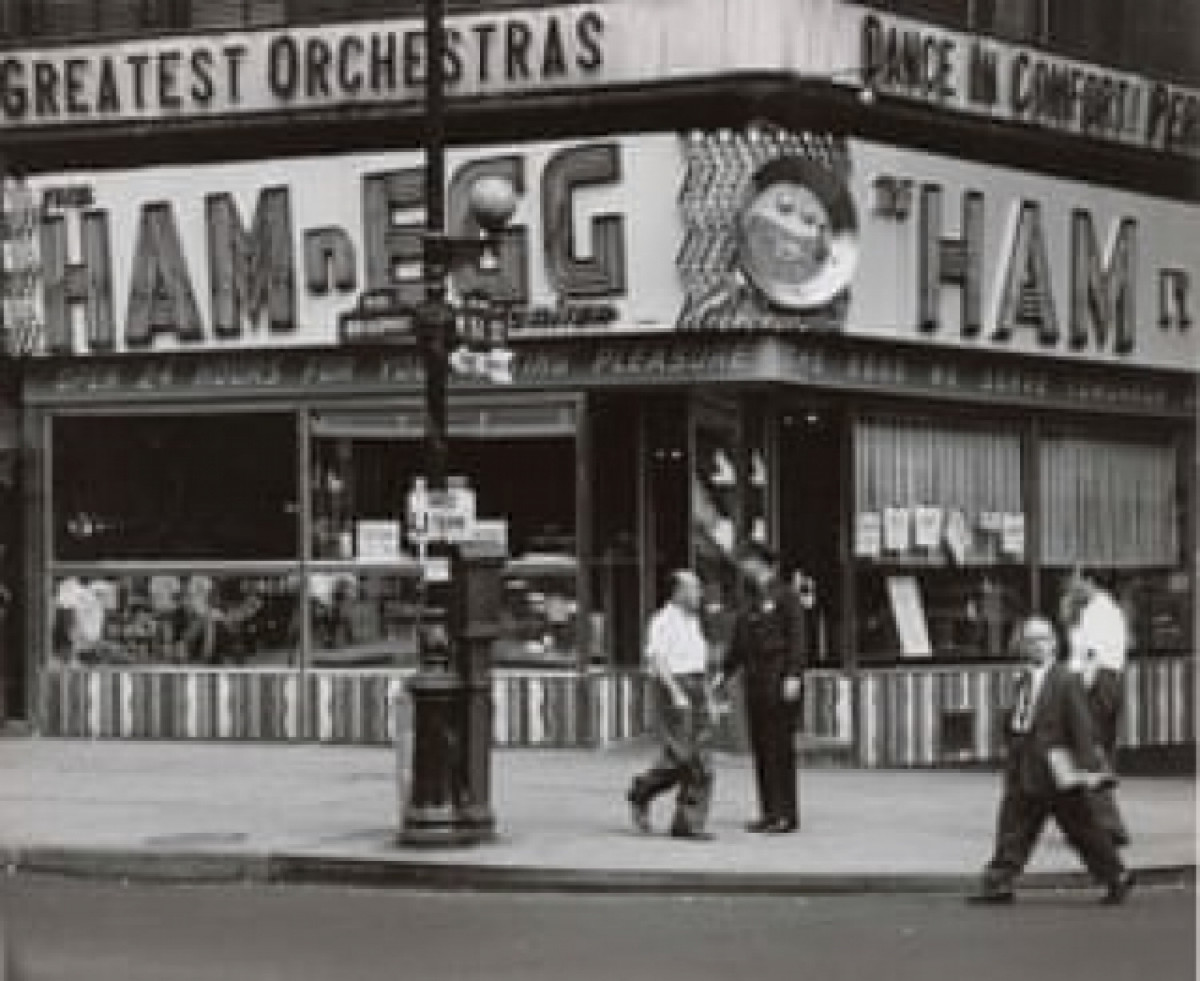 "Weegee": street photography στα καλύτερά της
