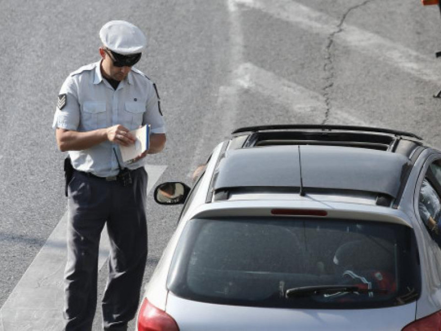 Τροχαία: 19.997 παραβάσεις το διάστημα από 14-20 Αυγούστου- Τι αφορούν