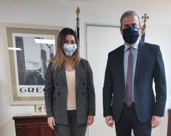 Συνάντηση Ζαχαράκη με τον γγ του ΕΟΤ:Τριετές πλάνο στον τουρισμό
