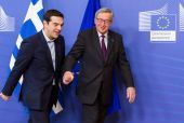 Γιούνκερ σε Τσίπρα: Κάνετε καλή δουλειά με το προσφυγικό, συνεχίστε
