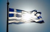 ΝΤΡΟΠΗ: Δεκαεξάχρονος ξήλωσε την ελληνική σημαία και την πέταξε