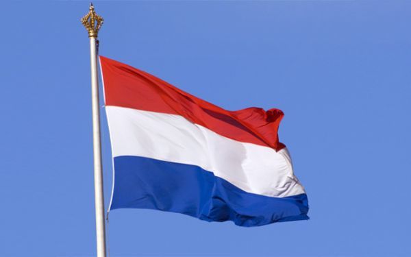 Ολλανδία: Η νέα κυβέρνηση καταργεί το φόρο στα μερίσματα