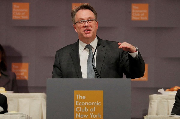 Williams: Η Fed δεν έχει τελειώσει με τις αυξήσεις επιτοκίων