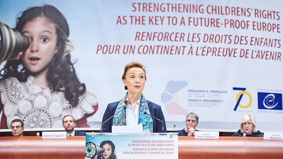 Marija Pejčinović Burić: Κενά στην προστασία των δικαιωμάτων των παιδιών