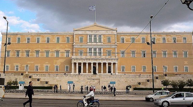 Μάχη διλημμάτων στο Κοινοβούλιο