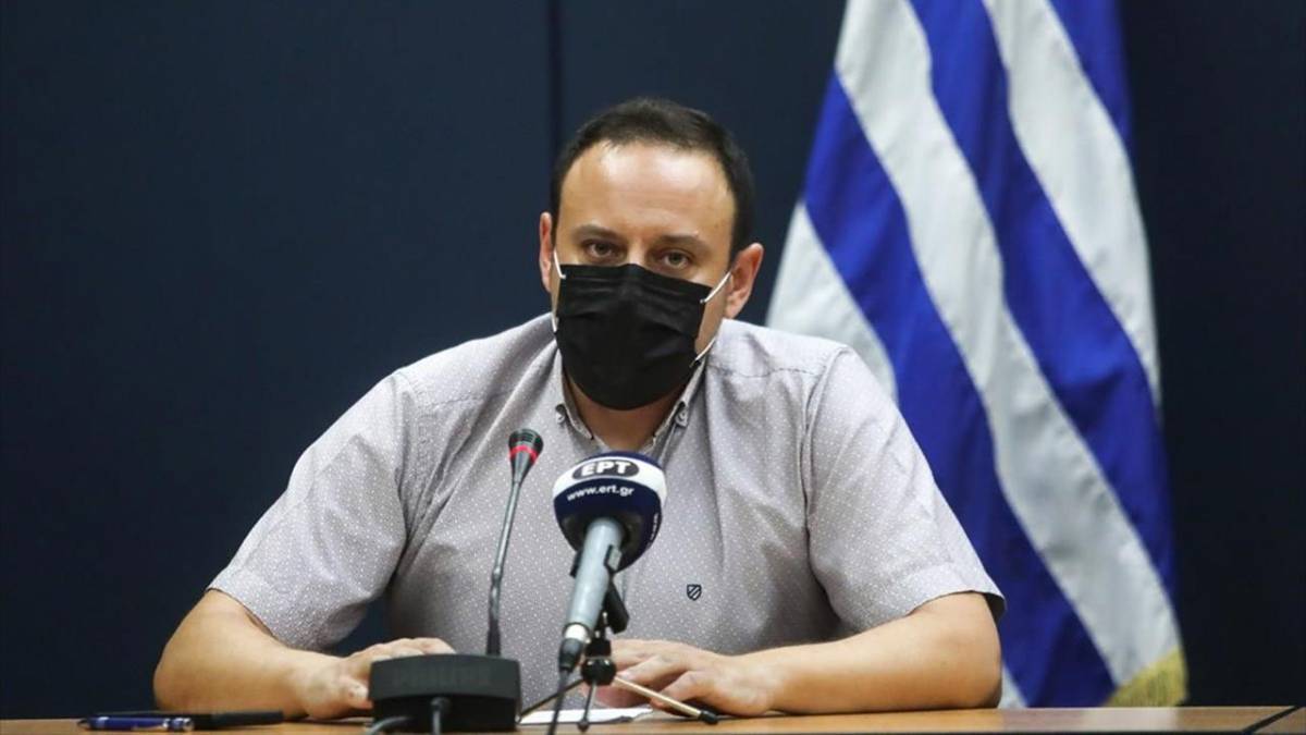 Μαγιορκίνης: Εξαιρετικά διεισδυτική η Όμικρον- Γκάγκα: Την καλύπτουν τα εμβόλια